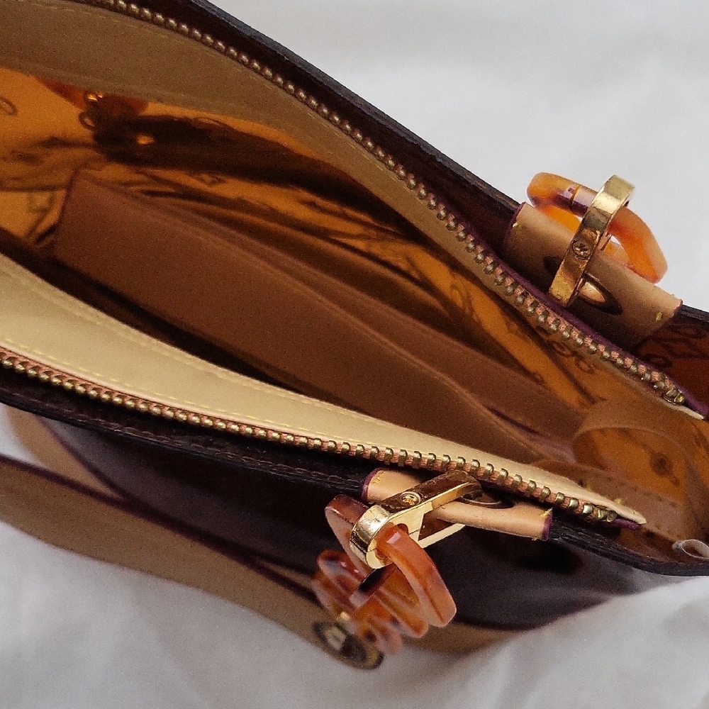 Stylish Brown Designer Tote Bag - Picture 7 of 16
